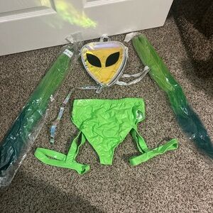 iHeartRaves Green Alien
